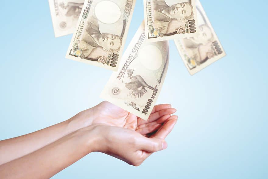 お金をもらう夢！夢占いが暗示する意味は？