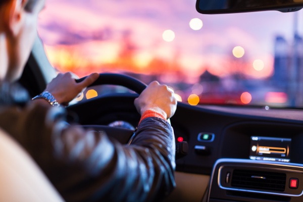 【状況別】車の運転をする夢の意味11選