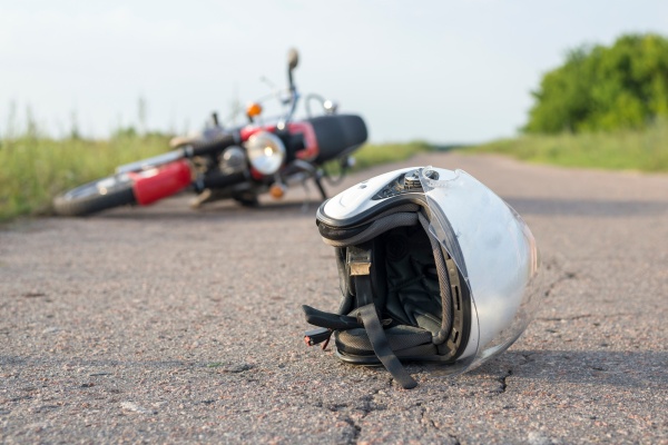 (2) バイクで転倒する（けがをする）夢
