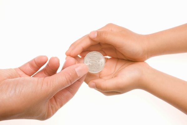 【シーン別】お金をもらう夢の意味4選